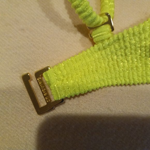 Brazilian bikini - Picture 4 of 8